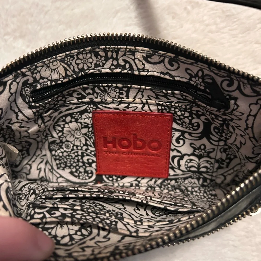 Vintage Hobo crossbody convertible Black Leather bag - Picture 3 of 10